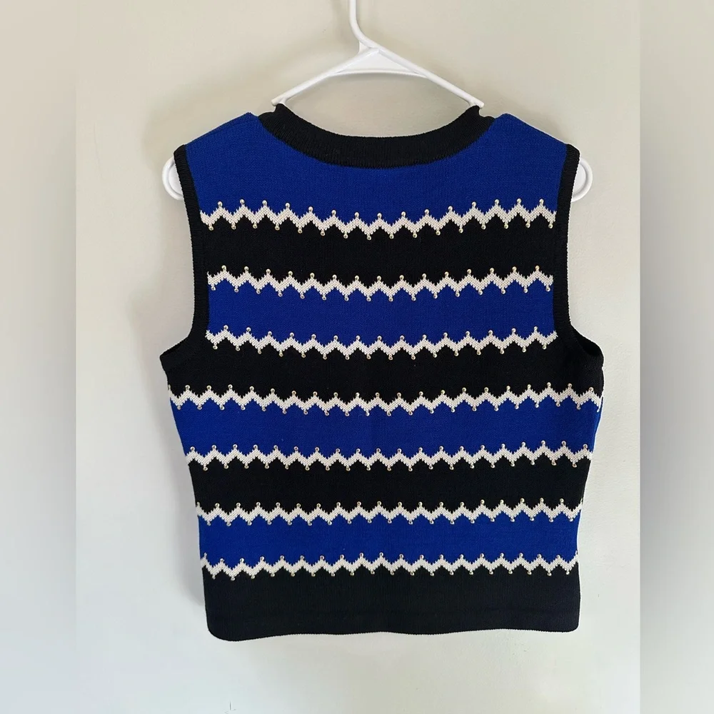 St. John wool blend sleeveless sweater blue medium
